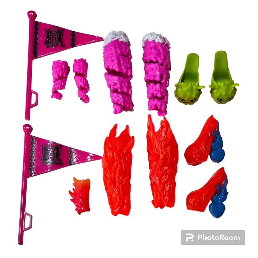 Monster High 20 Piece Accessory Social Chair Student Disembody Mattel Doll Lot - Picture 2 of 4